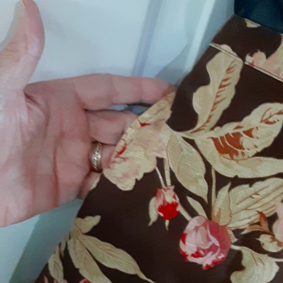 CHAPS, Linen Blend, Button Front Floral Pattern Midi Skirt Size 14 - Picture 8 of 10